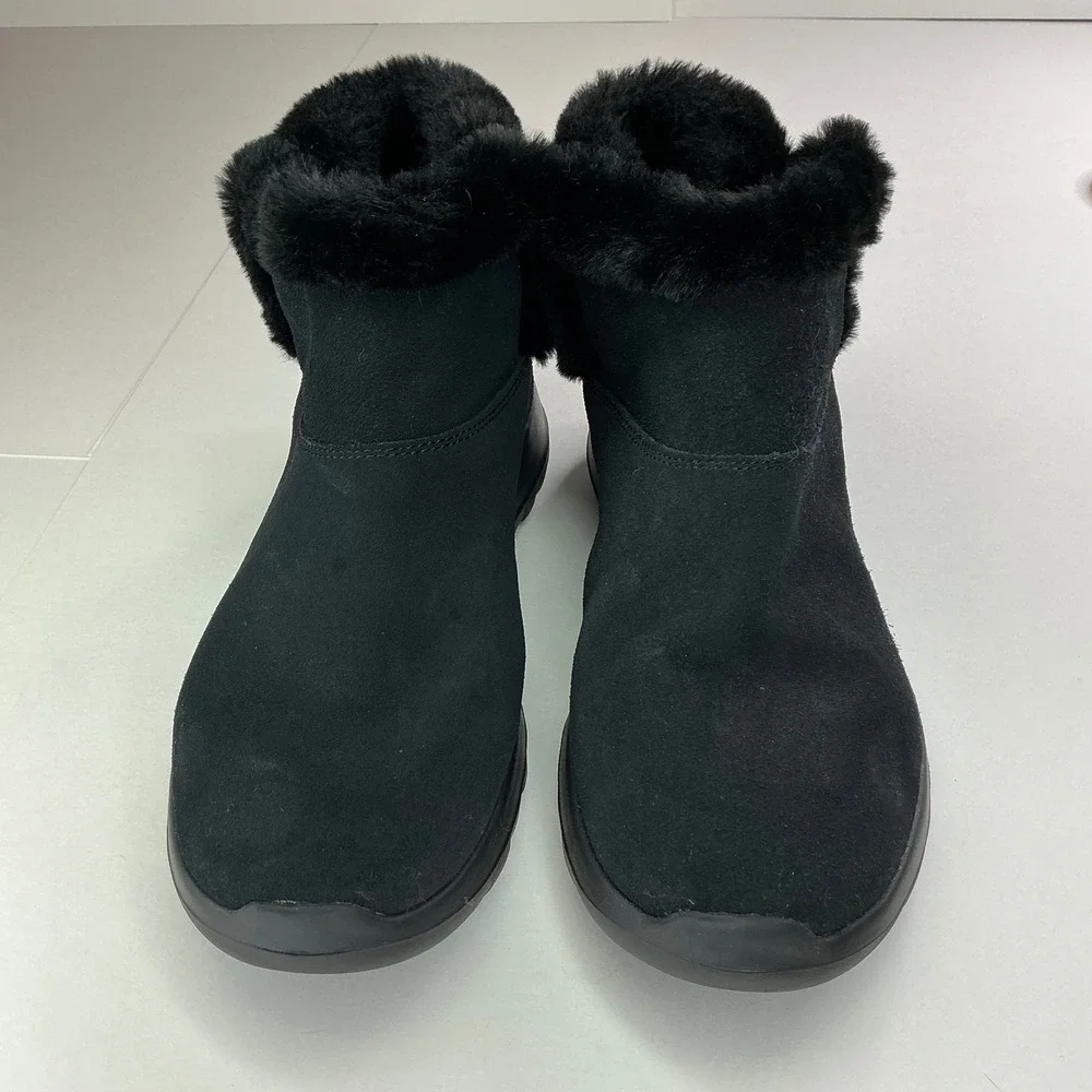 Skechers Black On-The-Go Joy Boots Kids Size 7 Suede Faux Fur 15501SA